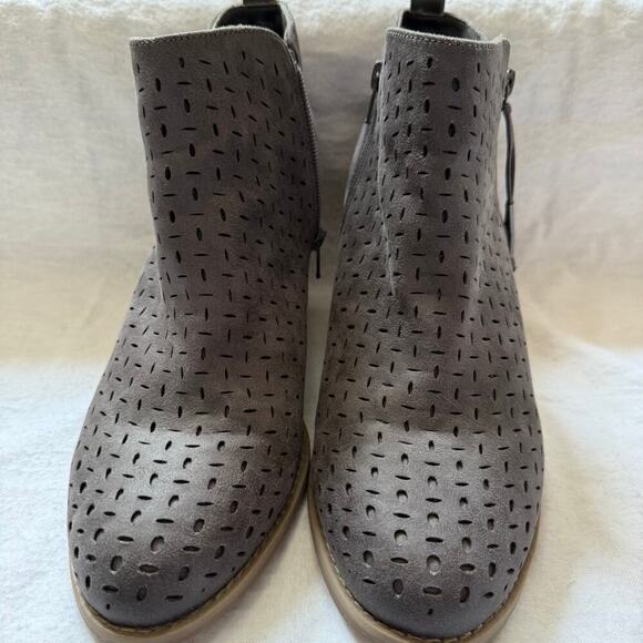 Report Granger 11 Gray Cut Out Wedge Booties Ankle Boots - Picture 5 of 7